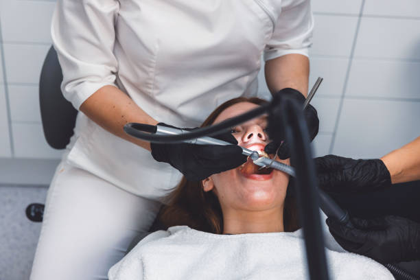 Best Broken or Cracked Tooth Emergency Dentist in Gravette, AR