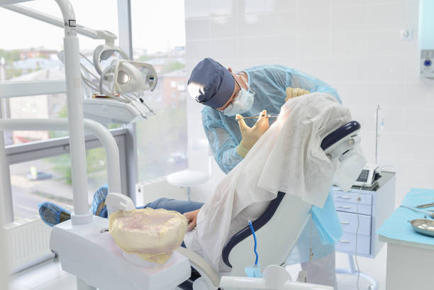 Best Emergency Dentist for Lost Fillings or Crowns in Gravette, AR